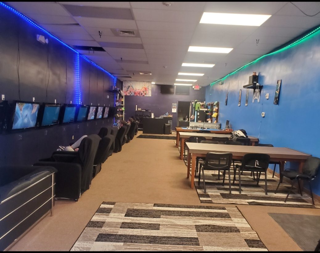 Play Live gaming floor